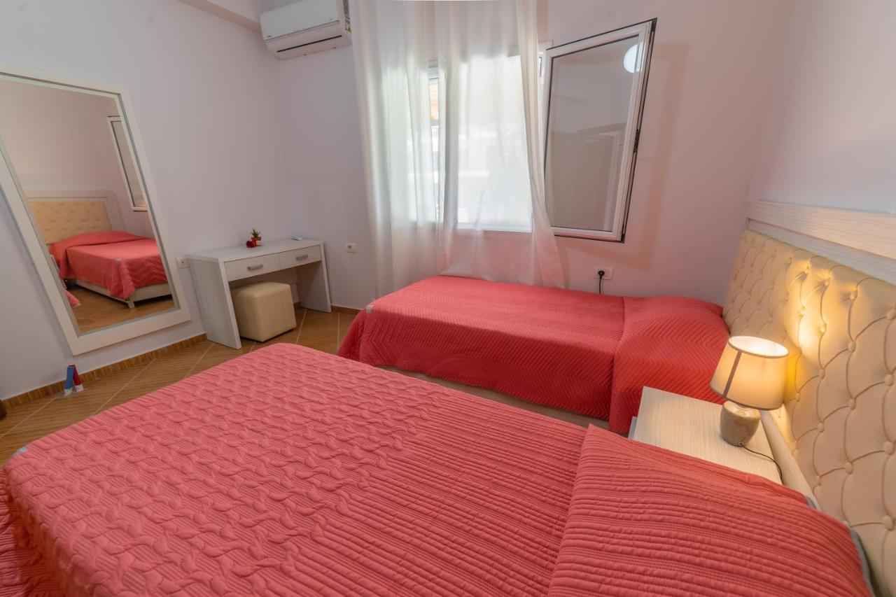 Dajana Apartments Ксамил Экстерьер фото
