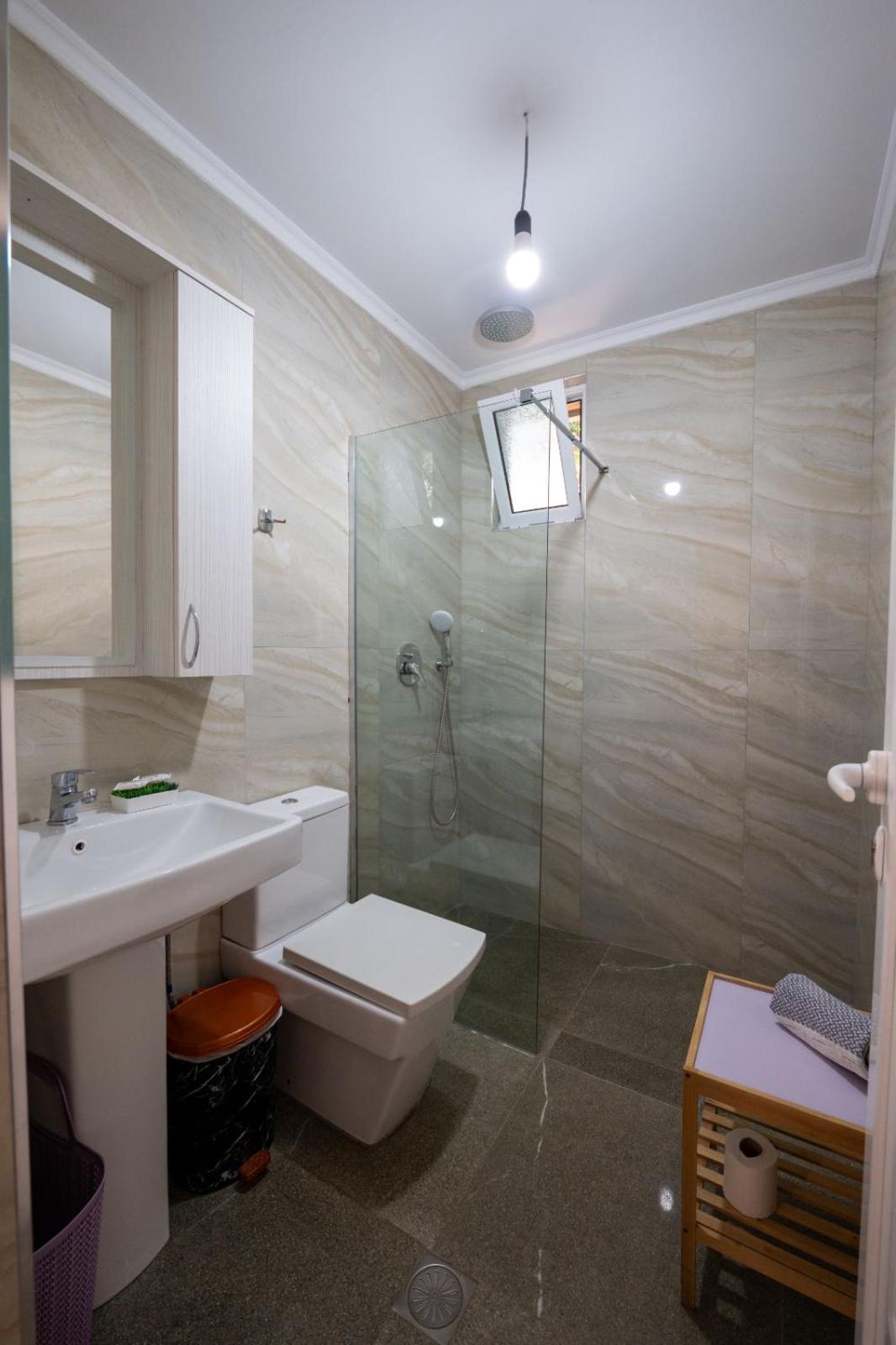 Dajana Apartments Ксамил Экстерьер фото