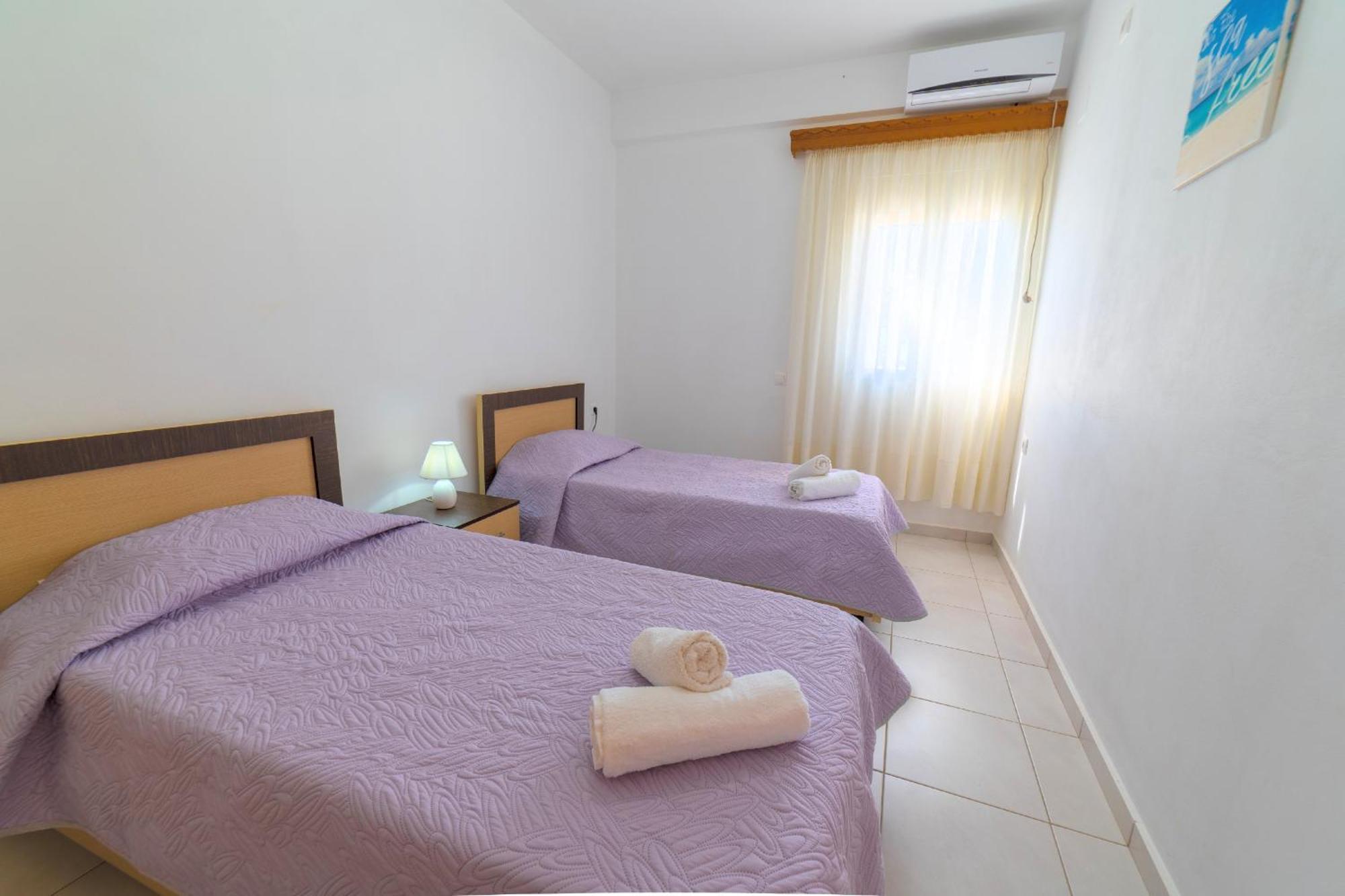 Dajana Apartments Ксамил Экстерьер фото